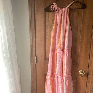 Beautiful silk dress perfect for summer!